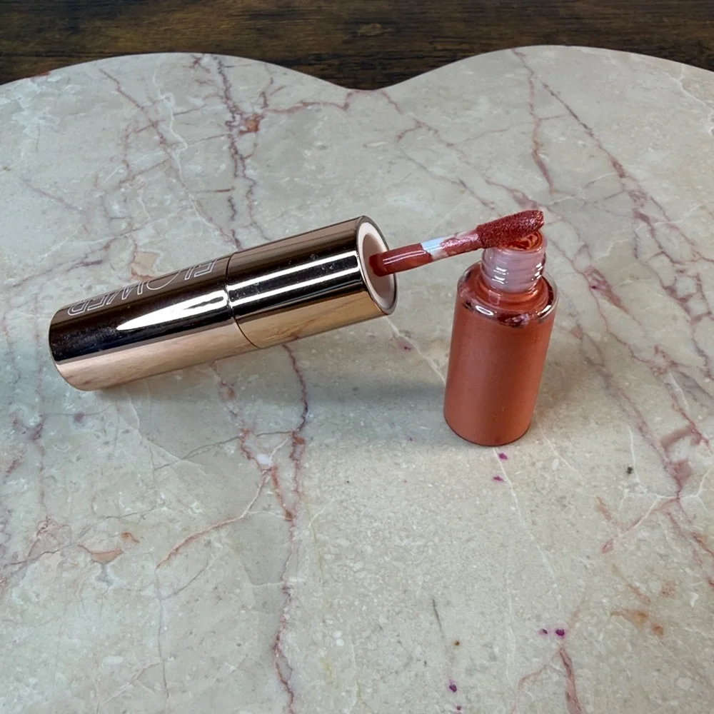 N/A sheer lip
